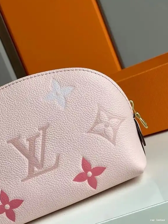 Cheap COSMETIC VUITTON LOUIS POUCH 0508